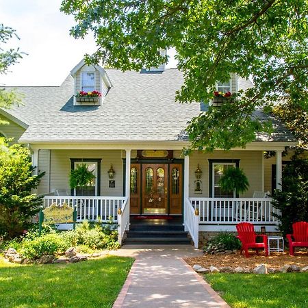 Inn At Harbour Ridge Bed And Breakfast Osage Beach Exteriér fotografie