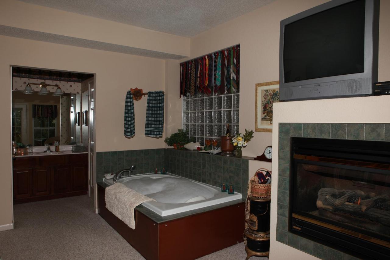 Inn At Harbour Ridge Bed And Breakfast Osage Beach Exteriér fotografie